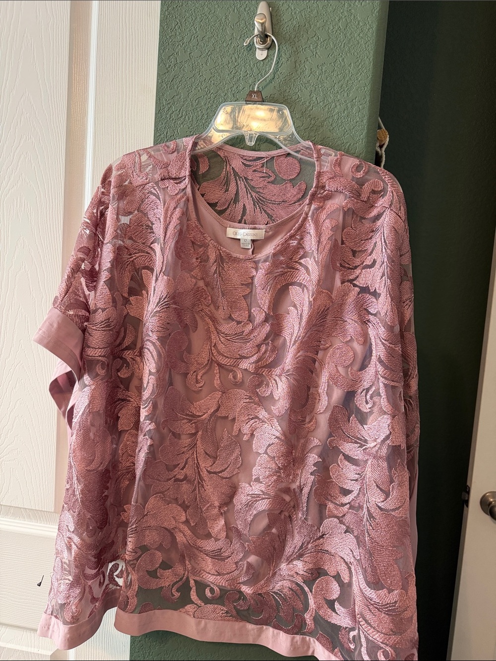 Oleg Cassini Rose Pink Embroidered Lace Short-Sleeve Top